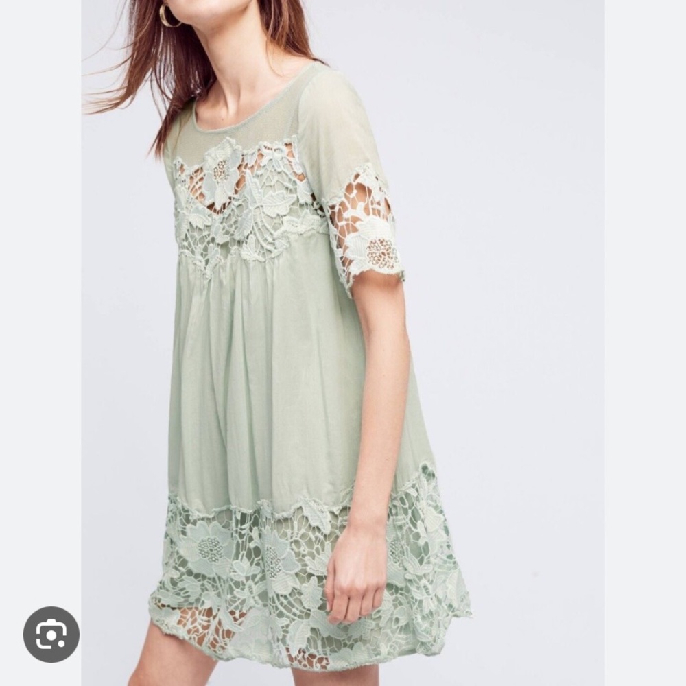 HOLDING HORSES - ANTHROPOLOGIE - Magnolia Lace Dress with Slip Mint